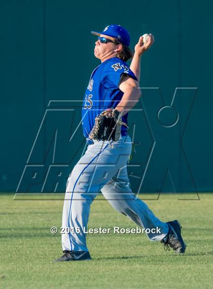Thumbnail 2 in New Braunfels vs Reagan (6A Bi-district Playoffs) photogallery.