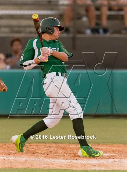 Thumbnail 3 in New Braunfels vs Reagan (6A Bi-district Playoffs) photogallery.