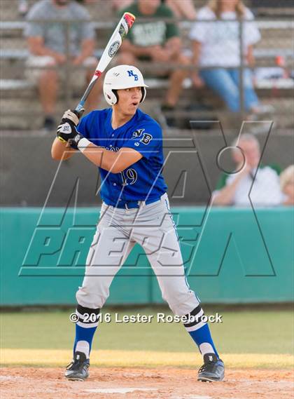 Thumbnail 3 in New Braunfels vs Reagan (6A Bi-district Playoffs) photogallery.