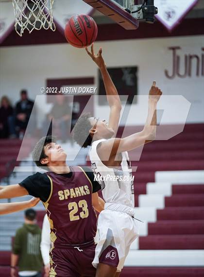 Thumbnail 2 in Sparks @ Elko photogallery.