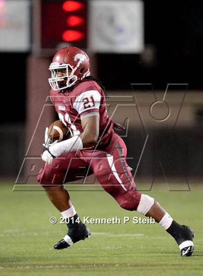 Thumbnail 3 in West Monroe vs. Destrehan (LHSAA Class 5A Semifinal) photogallery.