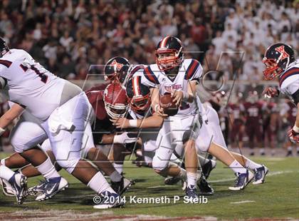 Thumbnail 1 in West Monroe vs. Destrehan (LHSAA Class 5A Semifinal) photogallery.