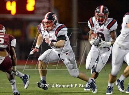 Thumbnail 2 in West Monroe vs. Destrehan (LHSAA Class 5A Semifinal) photogallery.