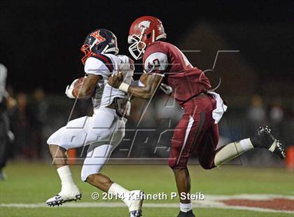 Thumbnail 1 in West Monroe vs. Destrehan (LHSAA Class 5A Semifinal) photogallery.