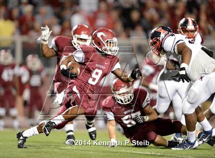 Thumbnail 2 in West Monroe vs. Destrehan (LHSAA Class 5A Semifinal) photogallery.