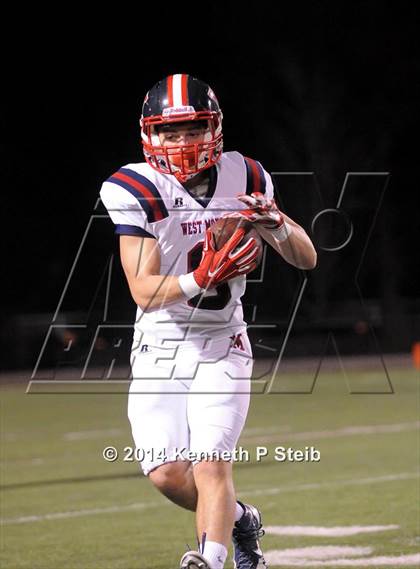 Thumbnail 2 in West Monroe vs. Destrehan (LHSAA Class 5A Semifinal) photogallery.