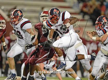 Thumbnail 3 in West Monroe vs. Destrehan (LHSAA Class 5A Semifinal) photogallery.