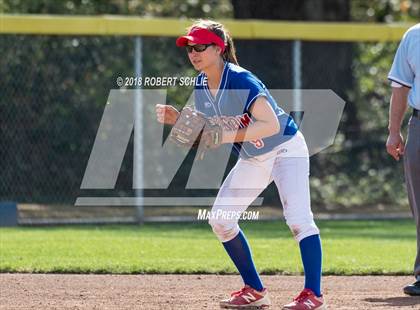 Thumbnail 2 in Folsom @ Oak Ridge photogallery.