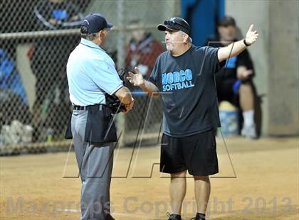 Thumbnail 1 in Santiago vs. Norco (CIF SS D1 Final) photogallery.