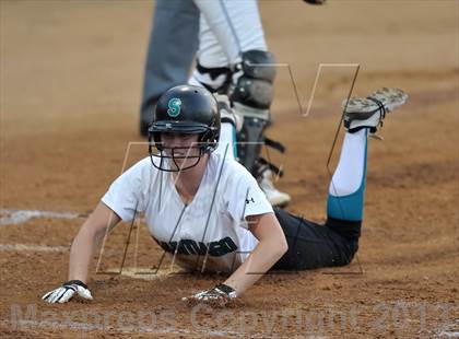 Thumbnail 3 in Santiago vs. Norco (CIF SS D1 Final) photogallery.