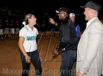 Thumbnail 3 in Santiago vs. Norco (CIF SS D1 Final) photogallery.