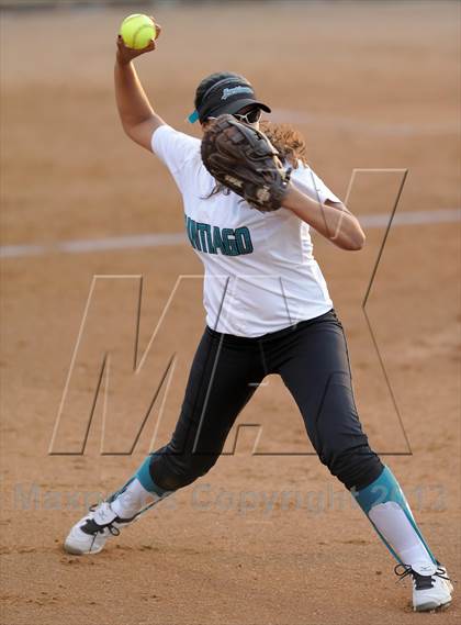 Thumbnail 1 in Santiago vs. Norco (CIF SS D1 Final) photogallery.