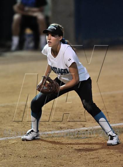 Thumbnail 1 in Santiago vs. Norco (CIF SS D1 Final) photogallery.