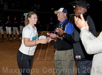 Thumbnail 2 in Santiago vs. Norco (CIF SS D1 Final) photogallery.