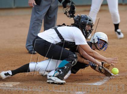 Thumbnail 3 in Santiago vs. Norco (CIF SS D1 Final) photogallery.