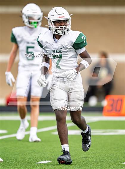 Thumbnail 2 in Kingwood Park vs. Galena Park (Scrimmage) photogallery.