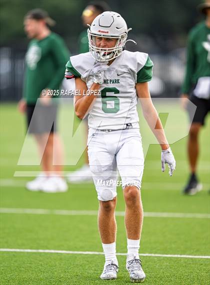 Thumbnail 1 in Kingwood Park vs. Galena Park (Scrimmage) photogallery.