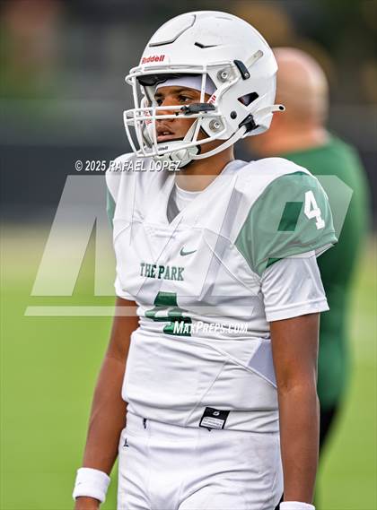 Thumbnail 2 in Kingwood Park vs. Galena Park (Scrimmage) photogallery.