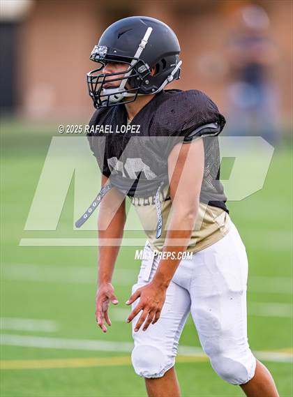Thumbnail 1 in Kingwood Park vs. Galena Park (Scrimmage) photogallery.