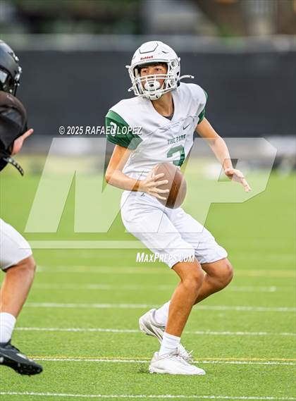 Thumbnail 3 in Kingwood Park vs. Galena Park (Scrimmage) photogallery.