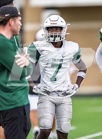 Thumbnail 1 in Kingwood Park vs. Galena Park (Scrimmage) photogallery.