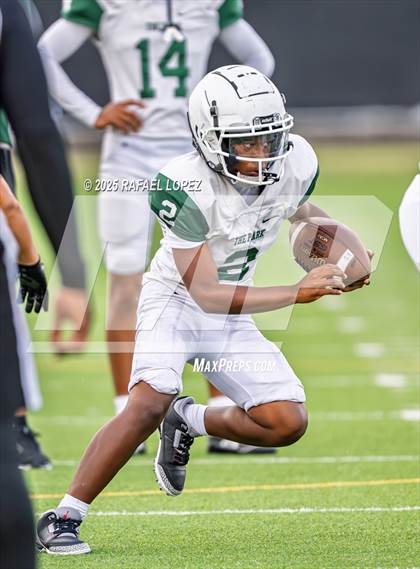 Thumbnail 3 in Kingwood Park vs. Galena Park (Scrimmage) photogallery.