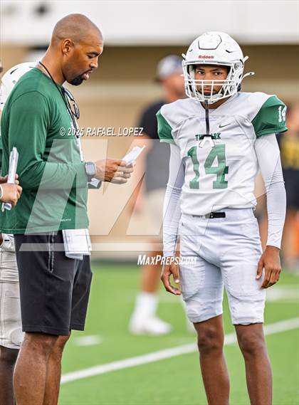 Thumbnail 3 in Kingwood Park vs. Galena Park (Scrimmage) photogallery.