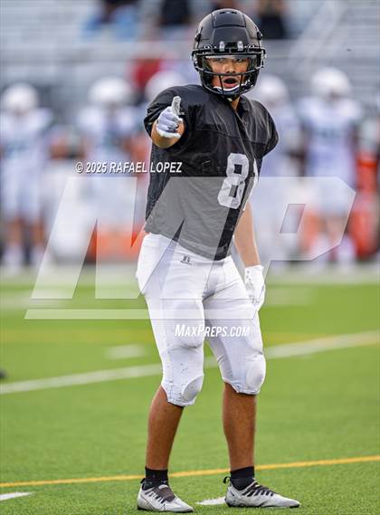 Thumbnail 3 in Kingwood Park vs. Galena Park (Scrimmage) photogallery.