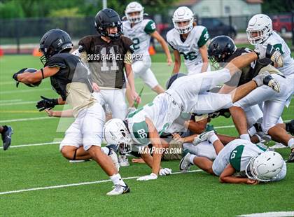Thumbnail 3 in Kingwood Park vs. Galena Park (Scrimmage) photogallery.