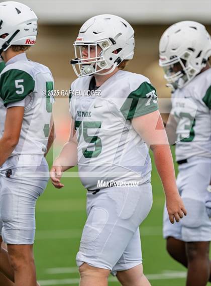 Thumbnail 3 in Kingwood Park vs. Galena Park (Scrimmage) photogallery.