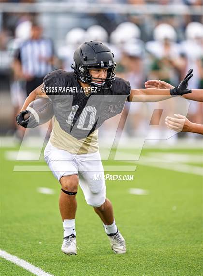 Thumbnail 2 in Kingwood Park vs. Galena Park (Scrimmage) photogallery.