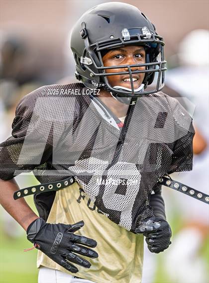 Thumbnail 3 in Kingwood Park vs. Galena Park (Scrimmage) photogallery.