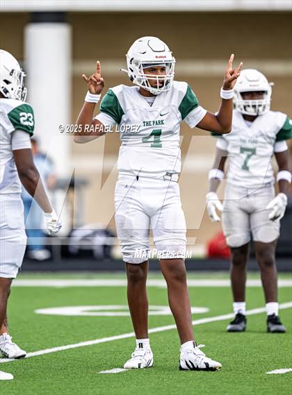 Thumbnail 3 in Kingwood Park vs. Galena Park (Scrimmage) photogallery.