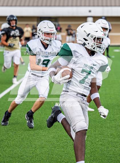 Thumbnail 2 in Kingwood Park vs. Galena Park (Scrimmage) photogallery.