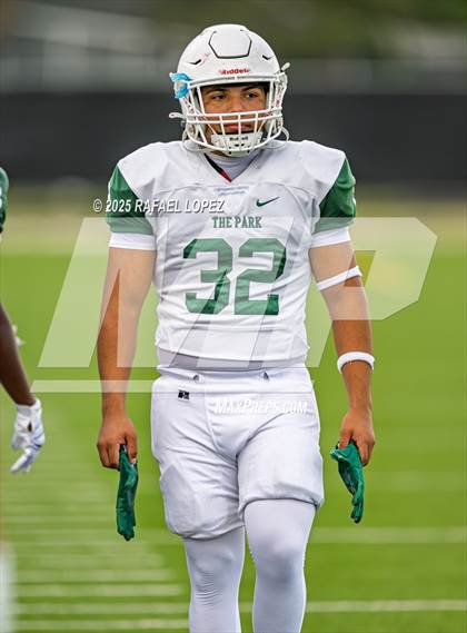 Thumbnail 3 in Kingwood Park vs. Galena Park (Scrimmage) photogallery.