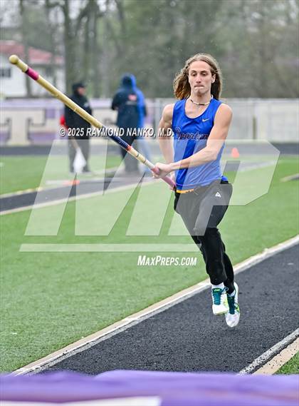 Thumbnail 1 in Marion Relays (Pole Vault)  photogallery.