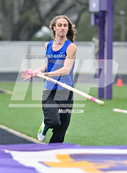 Thumbnail 1 in Marion Relays (Pole Vault)  photogallery.