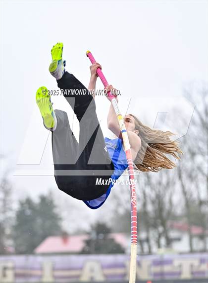 Thumbnail 2 in Marion Relays (Pole Vault)  photogallery.
