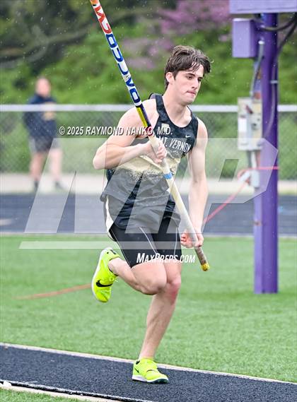 Thumbnail 2 in Marion Relays (Pole Vault)  photogallery.