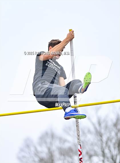 Thumbnail 1 in Marion Relays (Pole Vault)  photogallery.
