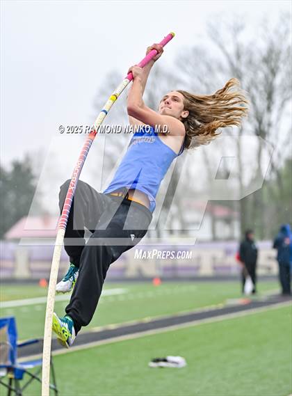 Thumbnail 2 in Marion Relays (Pole Vault)  photogallery.