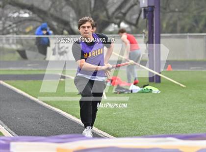 Thumbnail 2 in Marion Relays (Pole Vault)  photogallery.