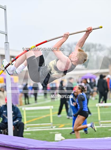Thumbnail 1 in Marion Relays (Pole Vault)  photogallery.
