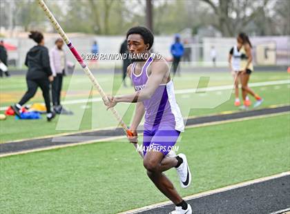 Thumbnail 3 in Marion Relays (Pole Vault)  photogallery.
