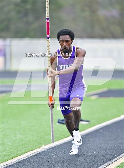 Thumbnail 2 in Marion Relays (Pole Vault)  photogallery.