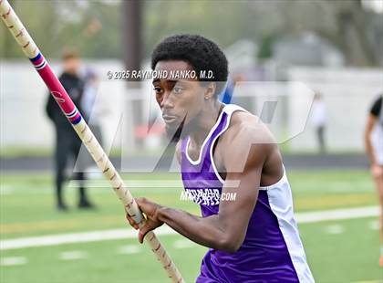 Thumbnail 2 in Marion Relays (Pole Vault)  photogallery.