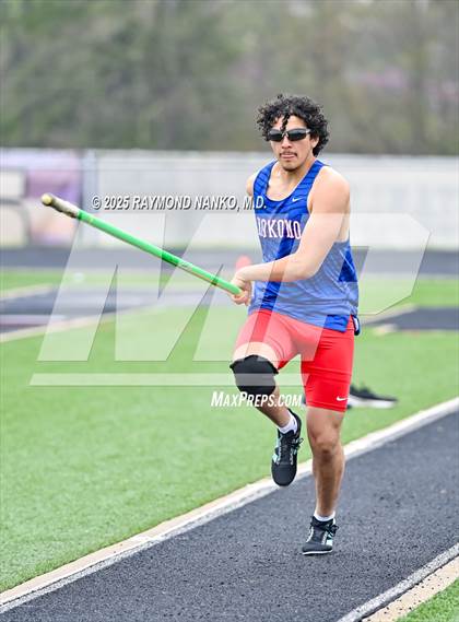 Thumbnail 1 in Marion Relays (Pole Vault)  photogallery.