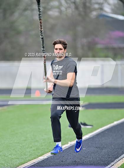 Thumbnail 1 in Marion Relays (Pole Vault)  photogallery.