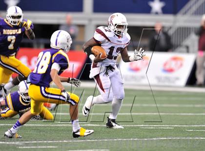 Thumbnail 2 in Munday vs. Tenaha (UIL 1A Division 2 Final)  photogallery.
