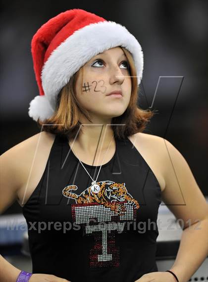 Thumbnail 3 in Munday vs. Tenaha (UIL 1A Division 2 Final)  photogallery.